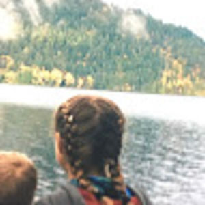 Meet your Posher, Lily